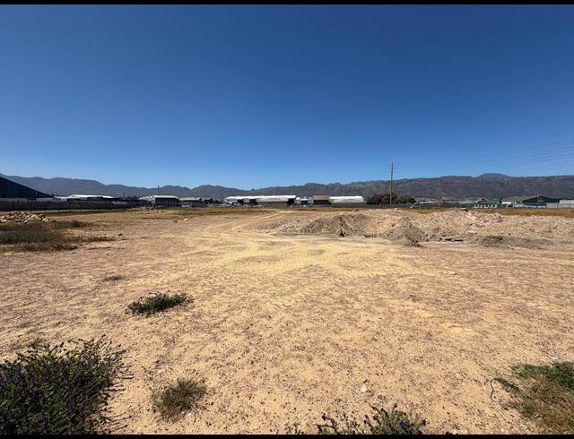 16,500M² INDUSTRIAL YARD TO LET IN STRAND INDUSTRIA
